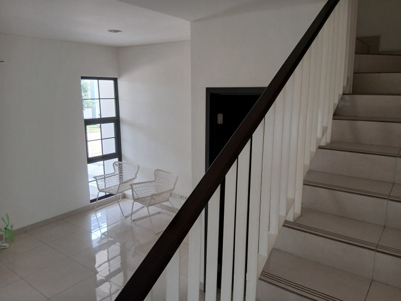 Disewakan rumah attic Maison de Wisteria di Metland Menteng, Jakarta Timur-4