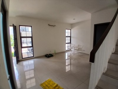 Disewakan rumah attic Maison de Wisteria di Metland Menteng, Jakarta Timur-2