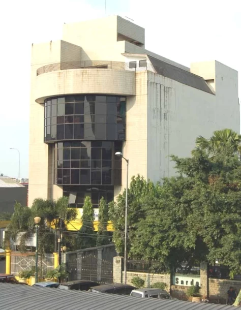 Gedung aba abi 5 lantai, matraman jakarta pusat-1