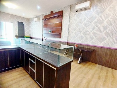 Ruko disewakan di Metland Menteng