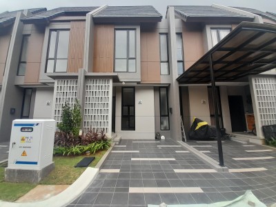Sewa Rumah Summarecon Crown Gading-5